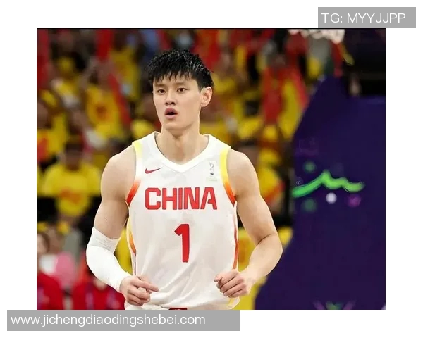 曾凡博:从青涩新星到篮球赛场的璀璨明珠,未来可期的篮球梦想之路 曾凡博:从青涩新星到篮球赛场的璀璨明珠,未来可期的篮球梦想之路